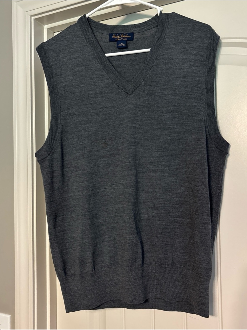 Brooks Brothers Men's Charcoal V-Neck Wool Sweater Vest